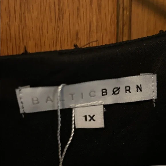 Baltic Born NWT Evelyn Smocked Black long maxi dress Size 1X - Picture 3 of 5